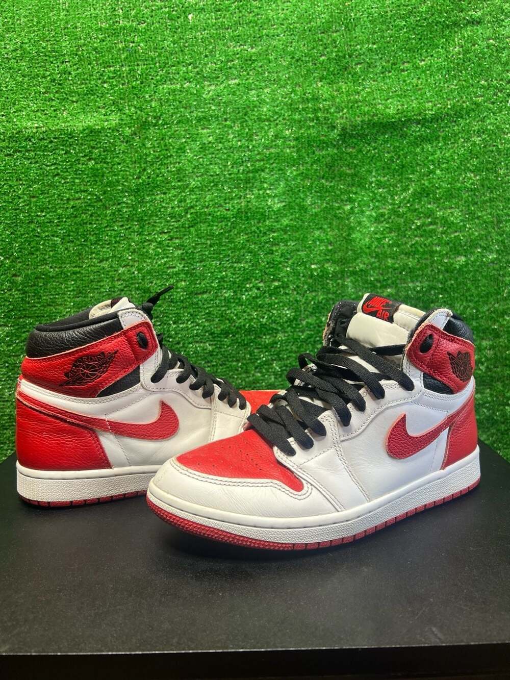 Nike Air Jordan 1 Retro High OG Heritage White University Red Black 555088-161